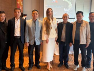 Искусство вне времени: как резьба по бивню мамонта становится новым символом статуса в России