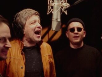 Андрей Рост выпустил клип на свою новую песню «Всё продается»